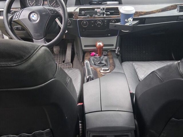 Серый БМВ 5 Серия, объемом двигателя 0 л и пробегом 340 тыс. км за 1500 $, фото 8 на Automoto.ua