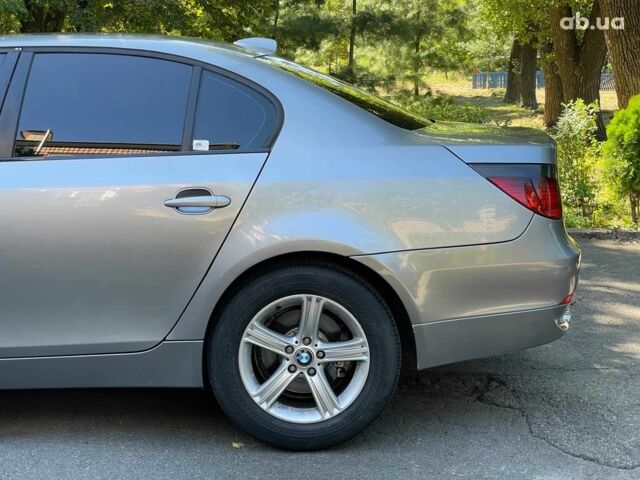 Сірий БМВ 5 Серія, об'ємом двигуна 3 л та пробігом 448 тис. км за 8490 $, фото 9 на Automoto.ua