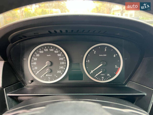 Серый БМВ 5 Серия, объемом двигателя 3 л и пробегом 225 тыс. км за 7900 $, фото 13 на Automoto.ua