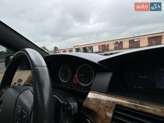 Серый БМВ 5 Серия, объемом двигателя 3 л и пробегом 497 тыс. км за 10500 $, фото 10 на Automoto.ua