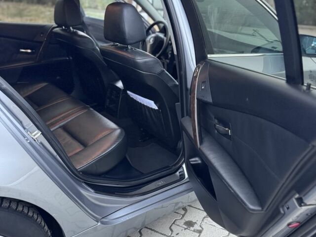 Серый БМВ 5 Серия, объемом двигателя 3 л и пробегом 350 тыс. км за 4300 $, фото 17 на Automoto.ua