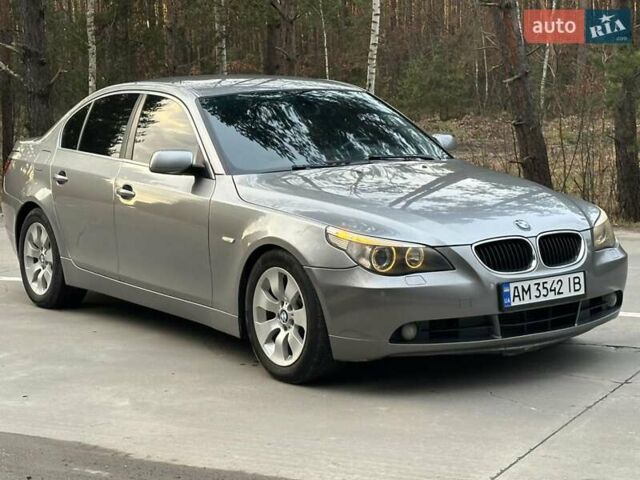 Серый БМВ 5 Серия, объемом двигателя 2.99 л и пробегом 370 тыс. км за 8750 $, фото 1 на Automoto.ua