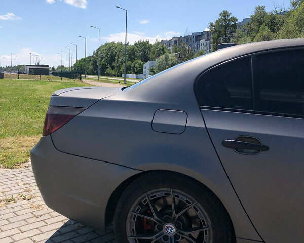 Сірий БМВ 5 Серія, об'ємом двигуна 3 л та пробігом 357 тис. км за 5700 $, фото 6 на Automoto.ua