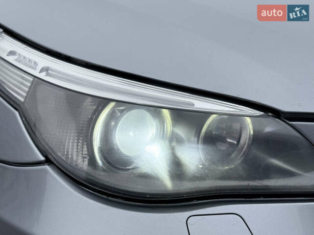 Серый БМВ 5 Серия, объемом двигателя 2.5 л и пробегом 378 тыс. км за 6500 $, фото 5 на Automoto.ua