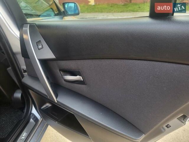 Сірий БМВ 5 Серія, об'ємом двигуна 2.5 л та пробігом 251 тис. км за 7200 $, фото 22 на Automoto.ua