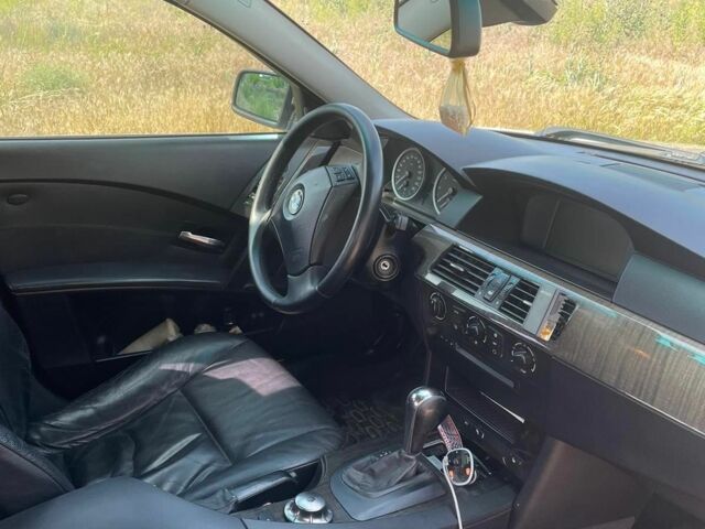 Серый БМВ 5 Серия, объемом двигателя 2.5 л и пробегом 270 тыс. км за 6700 $, фото 7 на Automoto.ua