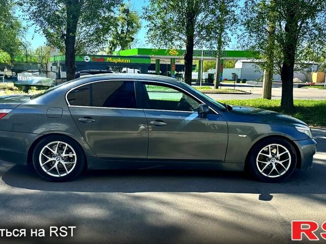 Серый БМВ 5 Серия, объемом двигателя 2.5 л и пробегом 250 тыс. км за 4750 $, фото 4 на Automoto.ua