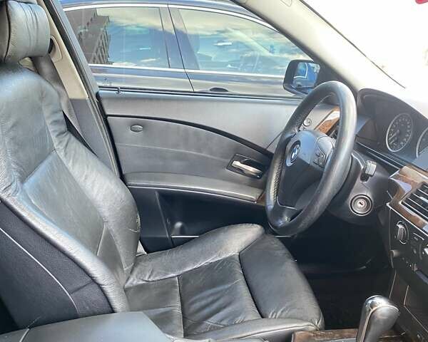 Серый БМВ 5 Серия, объемом двигателя 2.5 л и пробегом 324 тыс. км за 8500 $, фото 25 на Automoto.ua