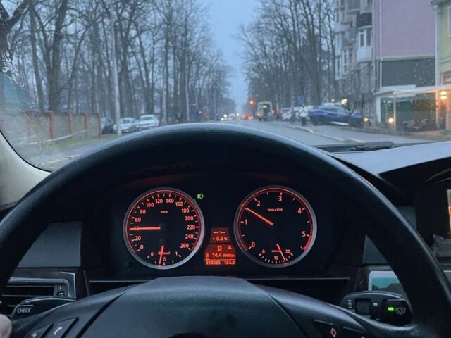 Серый БМВ 5 Серия, объемом двигателя 3 л и пробегом 420 тыс. км за 3850 $, фото 6 на Automoto.ua