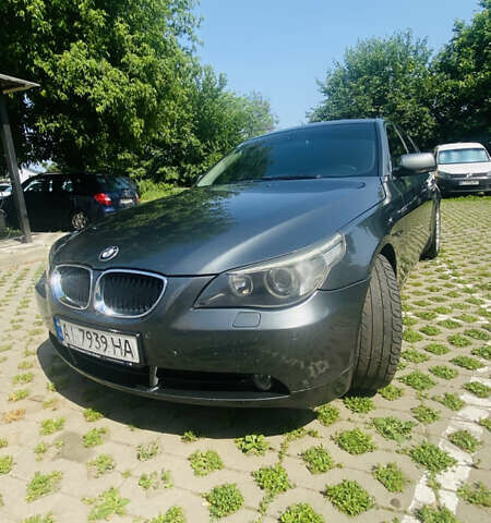 Серый БМВ 5 Серия, объемом двигателя 2.5 л и пробегом 324 тыс. км за 9500 $, фото 9 на Automoto.ua