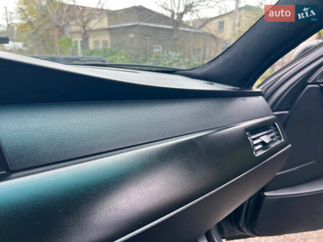 Серый БМВ 5 Серия, объемом двигателя 3 л и пробегом 225 тыс. км за 7900 $, фото 15 на Automoto.ua