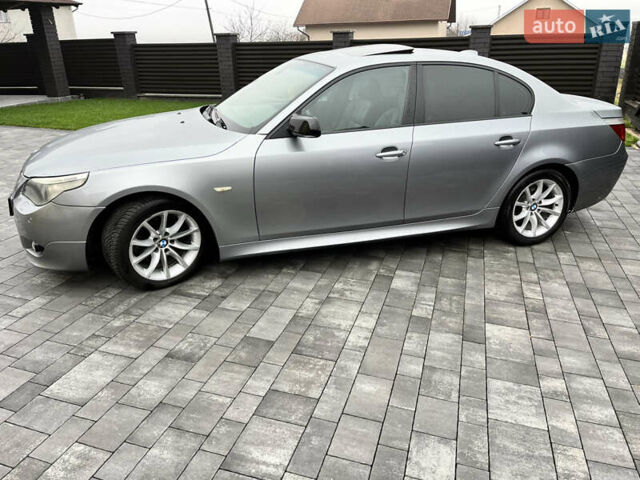 Серый БМВ 5 Серия, объемом двигателя 2.99 л и пробегом 340 тыс. км за 13000 $, фото 1 на Automoto.ua