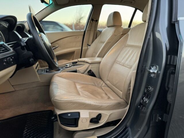 Серый БМВ 5 Серия, объемом двигателя 3 л и пробегом 330 тыс. км за 4500 $, фото 8 на Automoto.ua