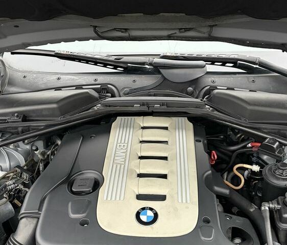 Серый БМВ 5 Серия, объемом двигателя 3 л и пробегом 300 тыс. км за 4500 $, фото 16 на Automoto.ua