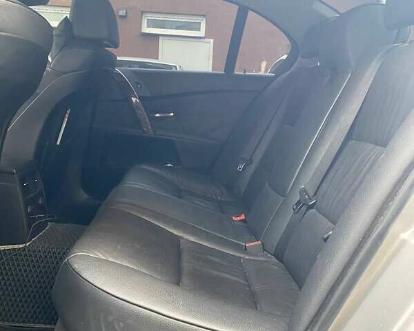 Сірий БМВ 5 Серія, об'ємом двигуна 2.5 л та пробігом 181 тис. км за 7999 $, фото 15 на Automoto.ua
