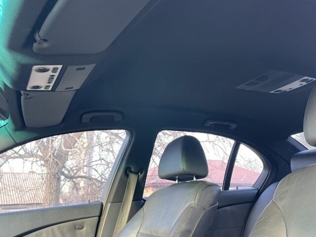 Серый БМВ 5 Серия, объемом двигателя 2.5 л и пробегом 285 тыс. км за 6990 $, фото 4 на Automoto.ua