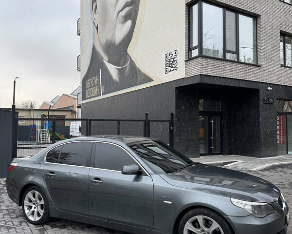 Серый БМВ 5 Серия, объемом двигателя 2.5 л и пробегом 270 тыс. км за 6850 $, фото 1 на Automoto.ua