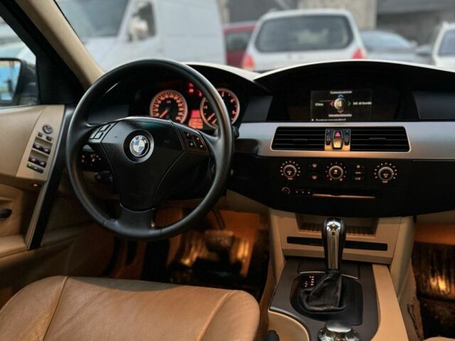 Серый БМВ 5 Серия, объемом двигателя 3 л и пробегом 330 тыс. км за 4500 $, фото 11 на Automoto.ua