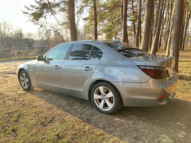 Серый БМВ 5 Серия, объемом двигателя 2.5 л и пробегом 250 тыс. км за 6100 $, фото 1 на Automoto.ua