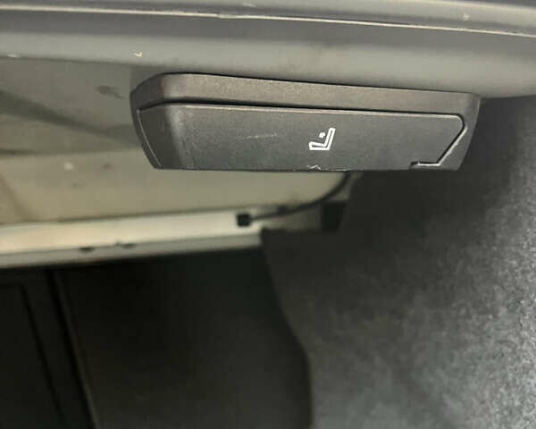 Серый БМВ 5 Серия, объемом двигателя 2.99 л и пробегом 340 тыс. км за 13000 $, фото 11 на Automoto.ua