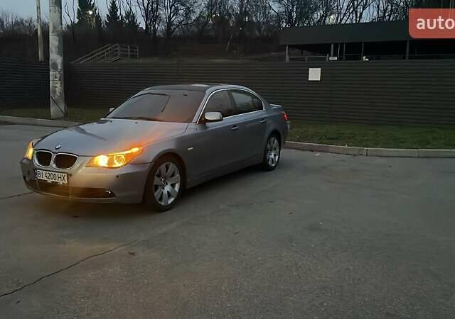Серый БМВ 5 Серия, объемом двигателя 3 л и пробегом 295 тыс. км за 6500 $, фото 1 на Automoto.ua