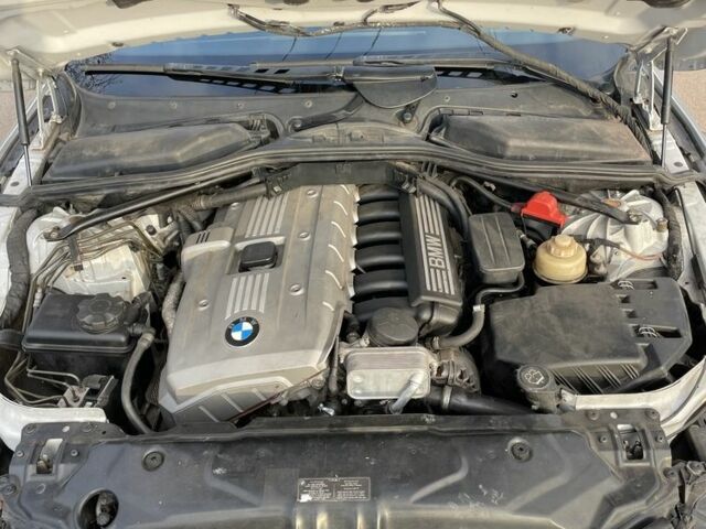 Серый БМВ 5 Серия, объемом двигателя 2.5 л и пробегом 285 тыс. км за 6990 $, фото 11 на Automoto.ua