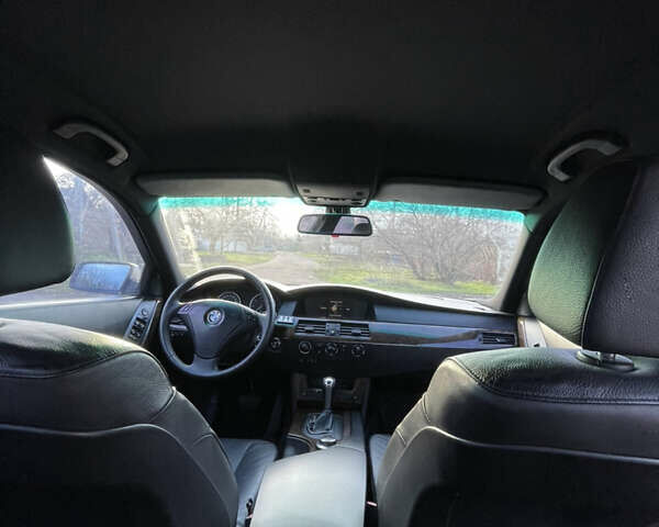 Серый БМВ 5 Серия, объемом двигателя 2.5 л и пробегом 285 тыс. км за 6888 $, фото 6 на Automoto.ua