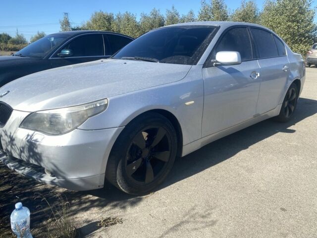Серый БМВ 5 Серия, объемом двигателя 3 л и пробегом 350 тыс. км за 3550 $, фото 2 на Automoto.ua