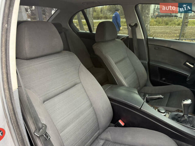 БМВ 5 Серия 2006 в Стрые на Automoto.ua Серый БМВ 5 Серия, объемом двигателя 3 л и пробегом 388 тыс. км за 8200 $, фото 60 на Automoto.ua