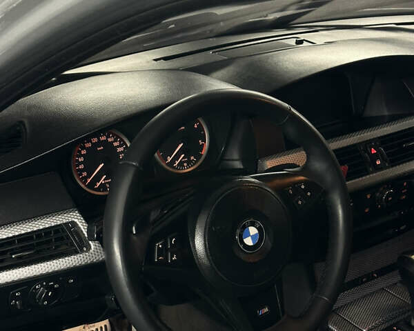 Сірий БМВ 5 Серія, об'ємом двигуна 3 л та пробігом 380 тис. км за 9700 $, фото 9 на Automoto.ua