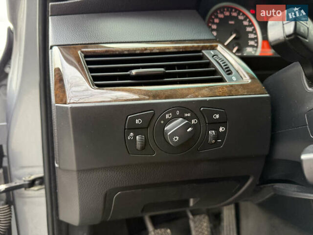 БМВ 5 Серия 2006 в Стрые на Automoto.ua Серый БМВ 5 Серия, объемом двигателя 3 л и пробегом 388 тыс. км за 8200 $, фото 37 на Automoto.ua