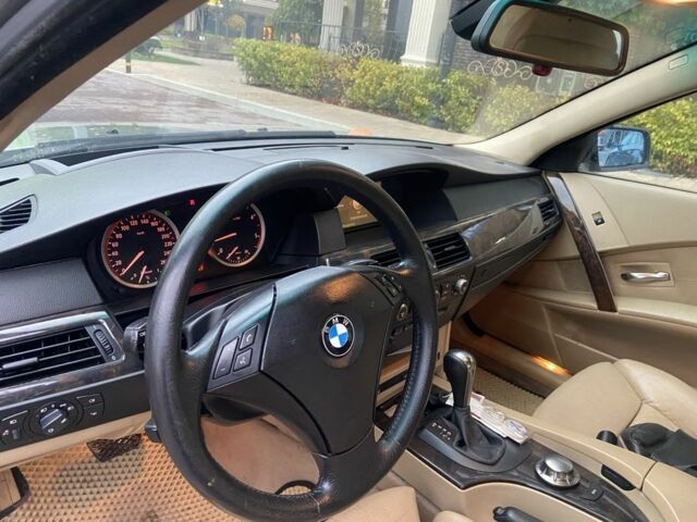 Серый БМВ 5 Серия, объемом двигателя 0 л и пробегом 234 тыс. км за 3350 $, фото 7 на Automoto.ua