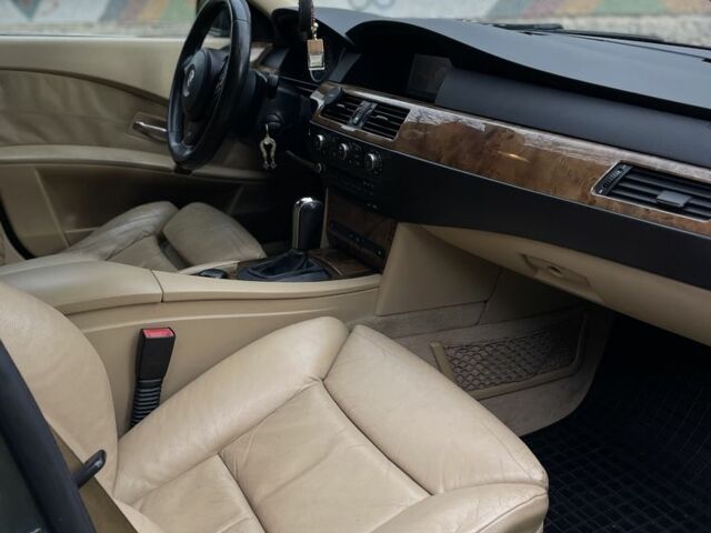 Серый БМВ 5 Серия, объемом двигателя 3 л и пробегом 362 тыс. км за 4499 $, фото 16 на Automoto.ua