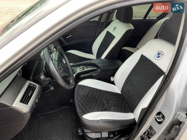 Серый БМВ 5 Серия, объемом двигателя 2.5 л и пробегом 330 тыс. км за 8000 $, фото 2 на Automoto.ua