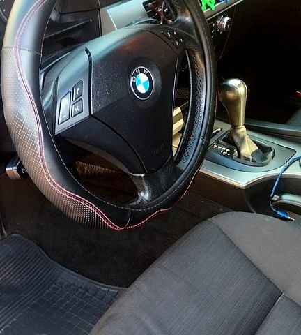 Серый БМВ 5 Серия, объемом двигателя 2 л и пробегом 243 тыс. км за 8500 $, фото 2 на Automoto.ua