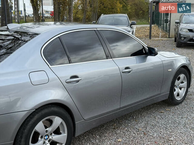 БМВ 5 Серия 2006 в Стрые на Automoto.ua Серый БМВ 5 Серия, объемом двигателя 3 л и пробегом 388 тыс. км за 8200 $, фото 17 на Automoto.ua