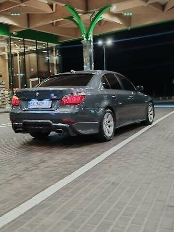 БМВ 5 Серия 2006 в Житомире на Automoto.ua Серый БМВ 5 Серия, объемом двигателя 2 л и пробегом 307 тыс. км за 8300 $, фото 21 на Automoto.ua