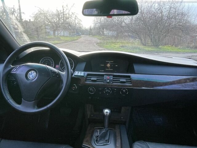 Серый БМВ 5 Серия, объемом двигателя 2.5 л и пробегом 285 тыс. км за 6990 $, фото 2 на Automoto.ua