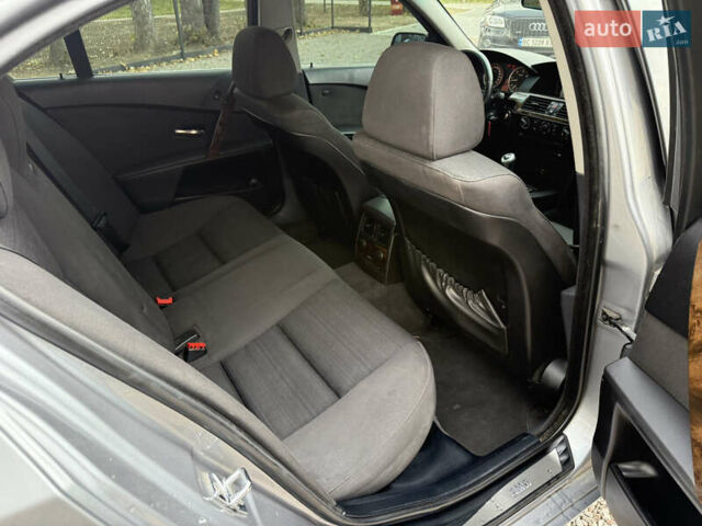 БМВ 5 Серия 2006 в Стрые на Automoto.ua Серый БМВ 5 Серия, объемом двигателя 3 л и пробегом 388 тыс. км за 8200 $, фото 53 на Automoto.ua