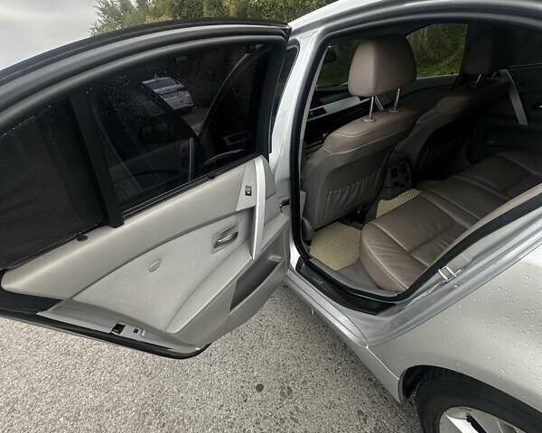 Сірий БМВ 5 Серія, об'ємом двигуна 2 л та пробігом 342 тис. км за 8300 $, фото 14 на Automoto.ua