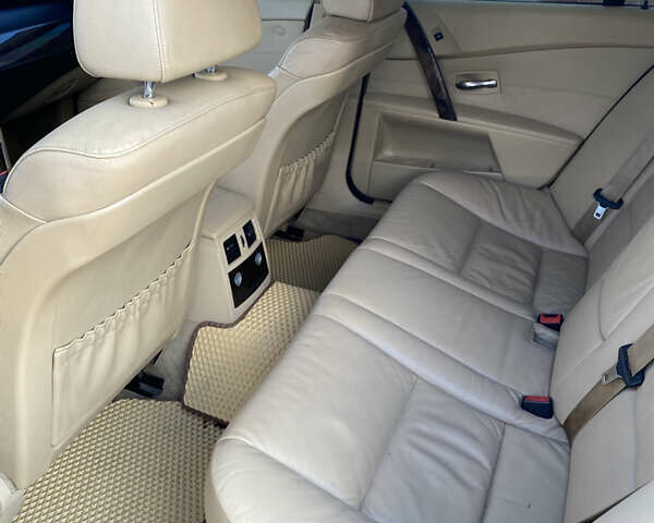 БМВ 5 Серия 2006 в Богодухове на Automoto.ua Серый БМВ 5 Серия, объемом двигателя 2.5 л и пробегом 297 тыс. км за 7300 $, фото 9 на Automoto.ua