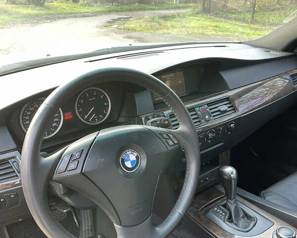 Серый БМВ 5 Серия, объемом двигателя 2.5 л и пробегом 285 тыс. км за 6888 $, фото 19 на Automoto.ua