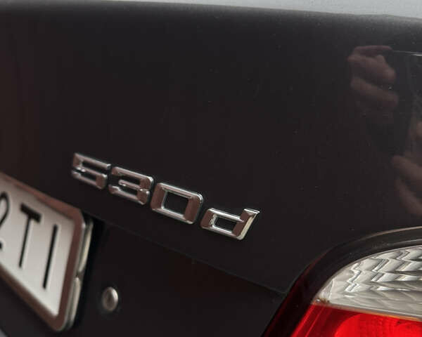 Серый БМВ 5 Серия, объемом двигателя 3 л и пробегом 228 тыс. км за 7750 $, фото 7 на Automoto.ua