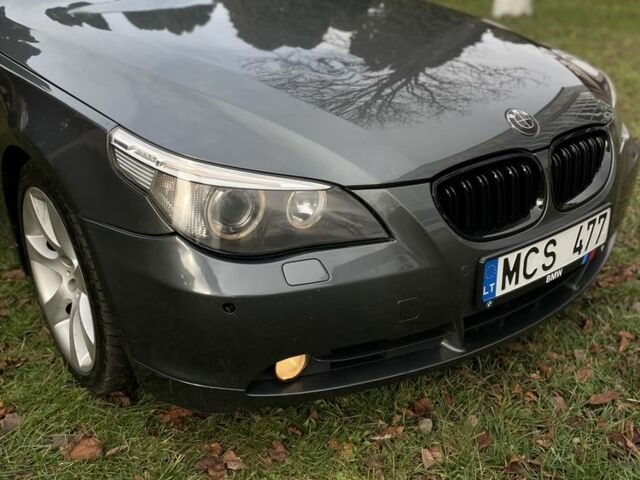 Серый БМВ 5 Серия, объемом двигателя 3 л и пробегом 362 тыс. км за 4499 $, фото 6 на Automoto.ua