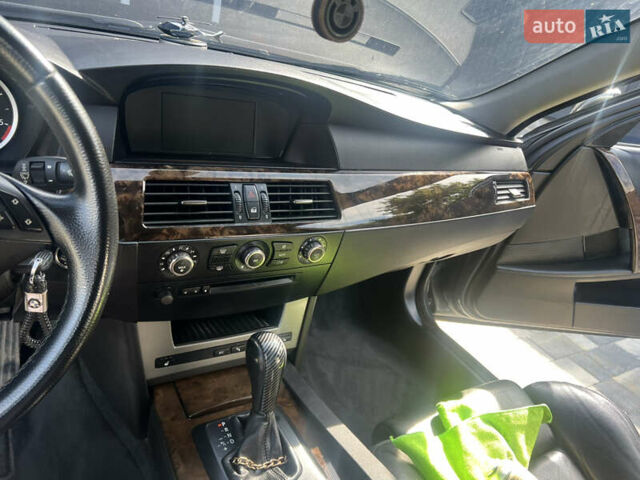 Сірий БМВ 5 Серія, об'ємом двигуна 2.5 л та пробігом 290 тис. км за 8900 $, фото 9 на Automoto.ua