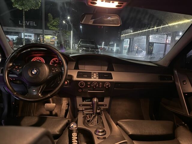 Серый БМВ 5 Серия, объемом двигателя 2.5 л и пробегом 269 тыс. км за 6600 $, фото 4 на Automoto.ua