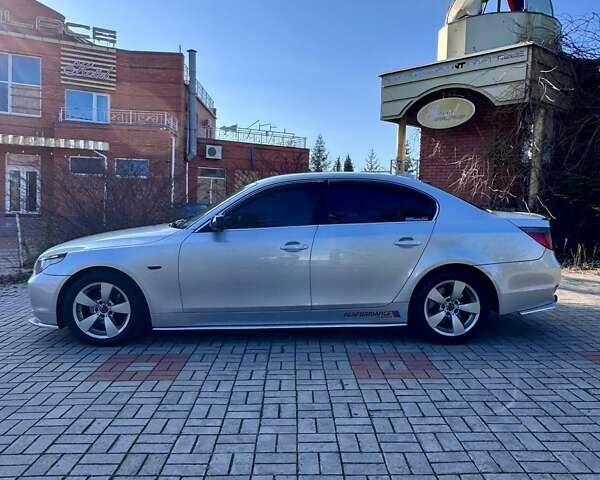 Сірий БМВ 5 Серія, об'ємом двигуна 2 л та пробігом 298 тис. км за 7999 $, фото 3 на Automoto.ua