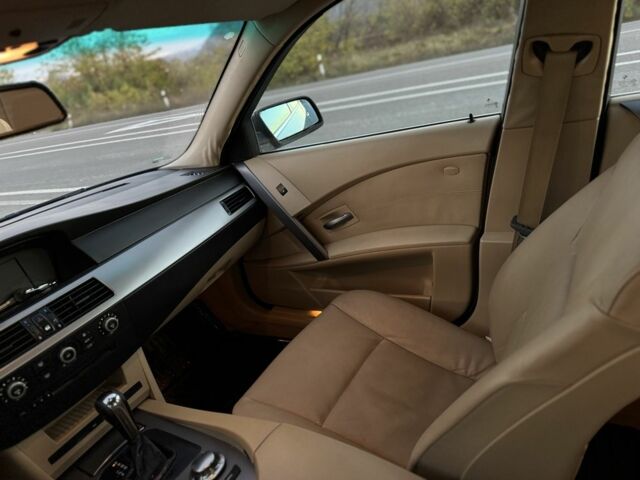 Серый БМВ 5 Серия, объемом двигателя 3 л и пробегом 330 тыс. км за 4500 $, фото 10 на Automoto.ua