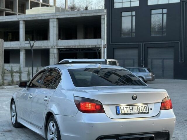 Серый БМВ 5 Серия, объемом двигателя 3 л и пробегом 390 тыс. км за 4649 $, фото 4 на Automoto.ua