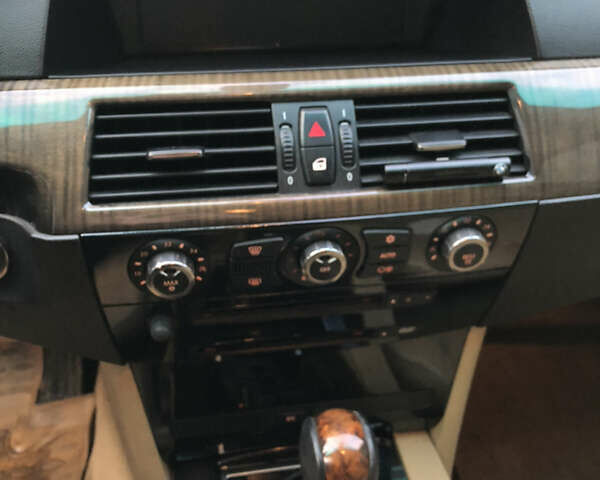 Сірий БМВ 5 Серія, об'ємом двигуна 2.99 л та пробігом 450 тис. км за 9700 $, фото 15 на Automoto.ua